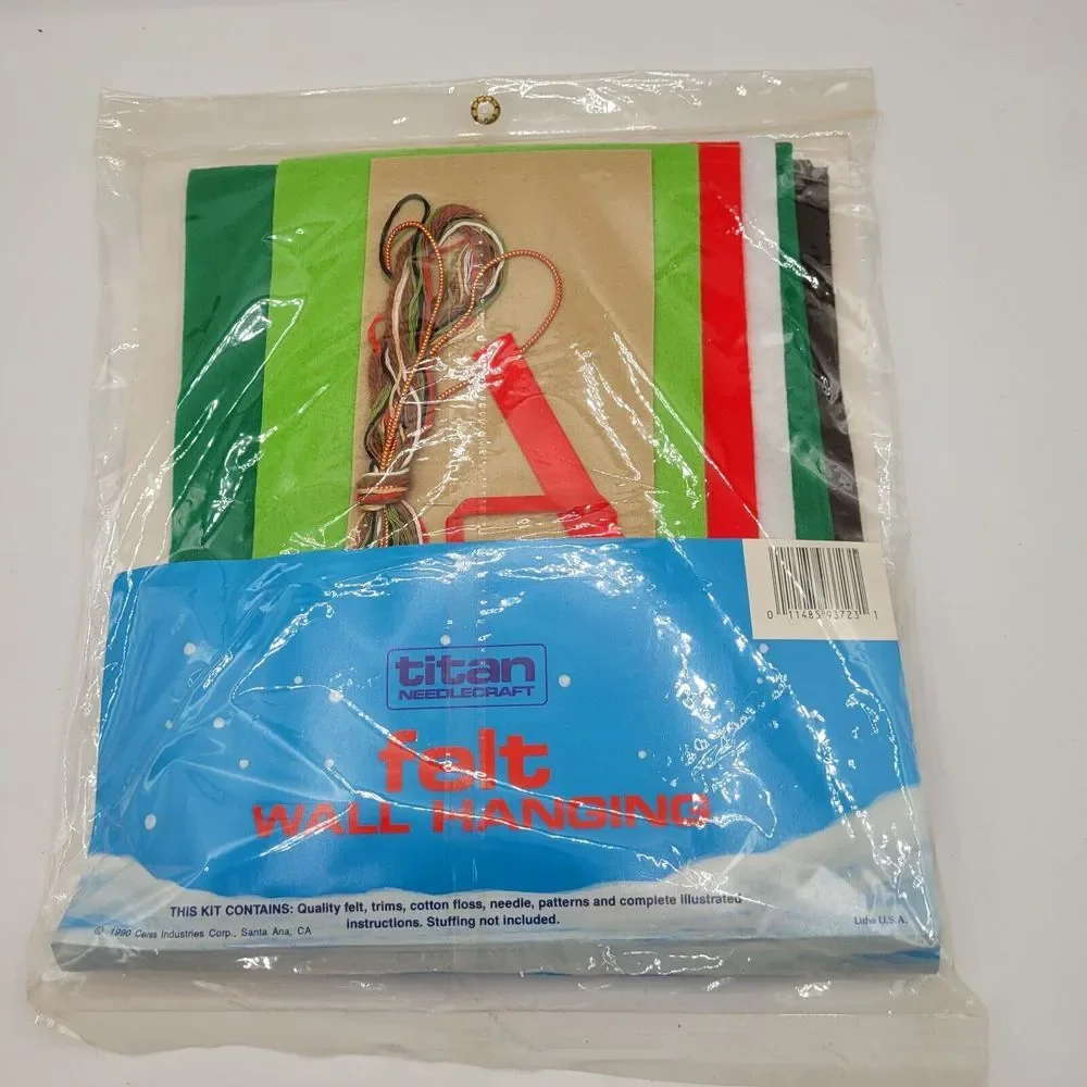 4‎ Titan Needlecraft Plastic Canvas Christmas Wall Hanging Kits  1990 Sealed